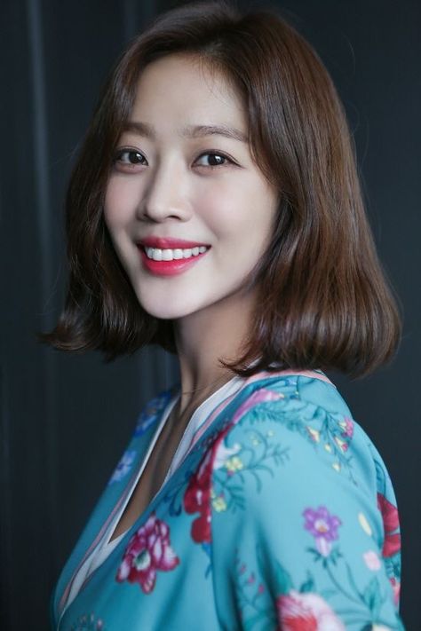 八尺夫人动漫